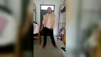 国产二人小视频,趣味横生的互动瞬间 第2张 国产二人小视频,趣味横生的互动瞬间 第2张