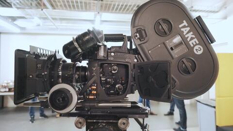 国产阿莱胶片机视频,揭秘影像艺术的国产力量 第2张 国产阿莱胶片机视频,揭秘影像艺术的国产力量 第2张